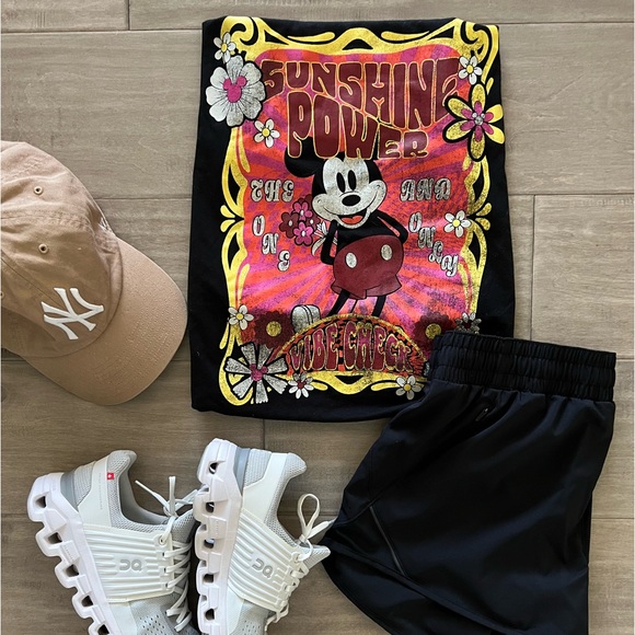 Meet your Posher, Randi - Picture 2 of 14